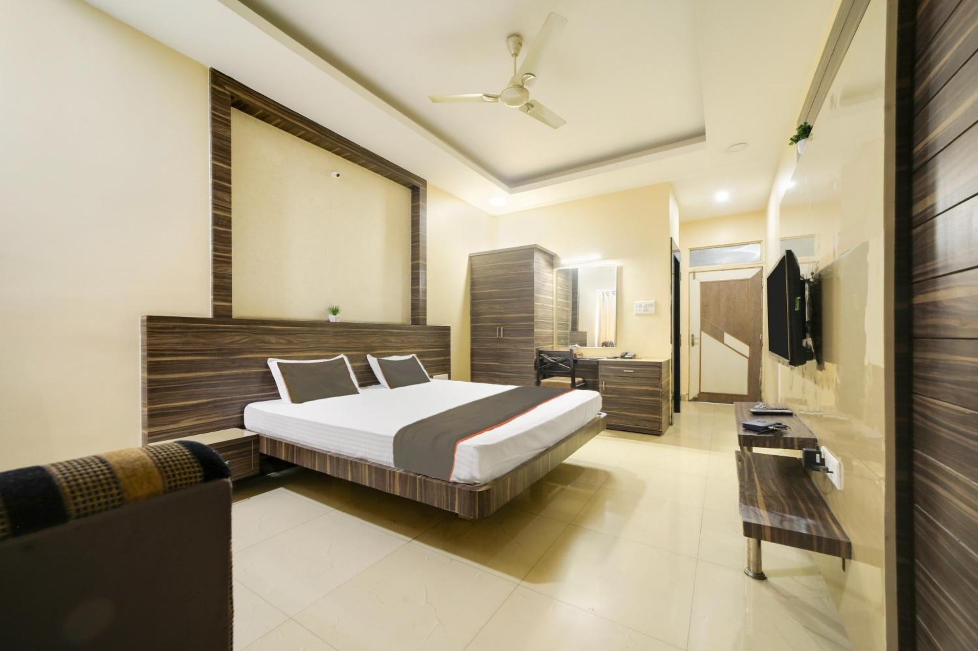 Collection O Hotel Silver Inn Bhopal Dış mekan fotoğraf