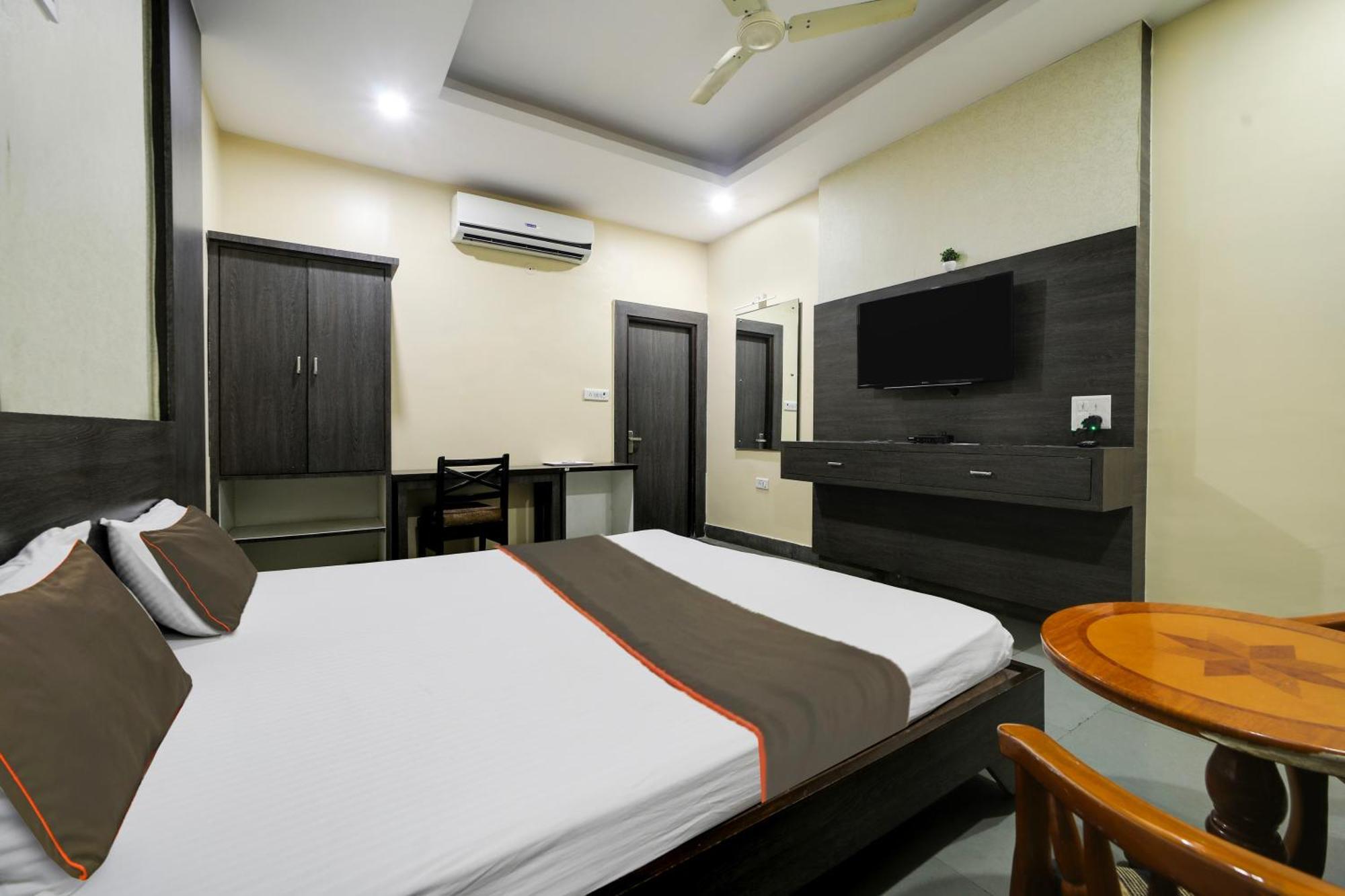 Collection O Hotel Silver Inn Bhopal Dış mekan fotoğraf
