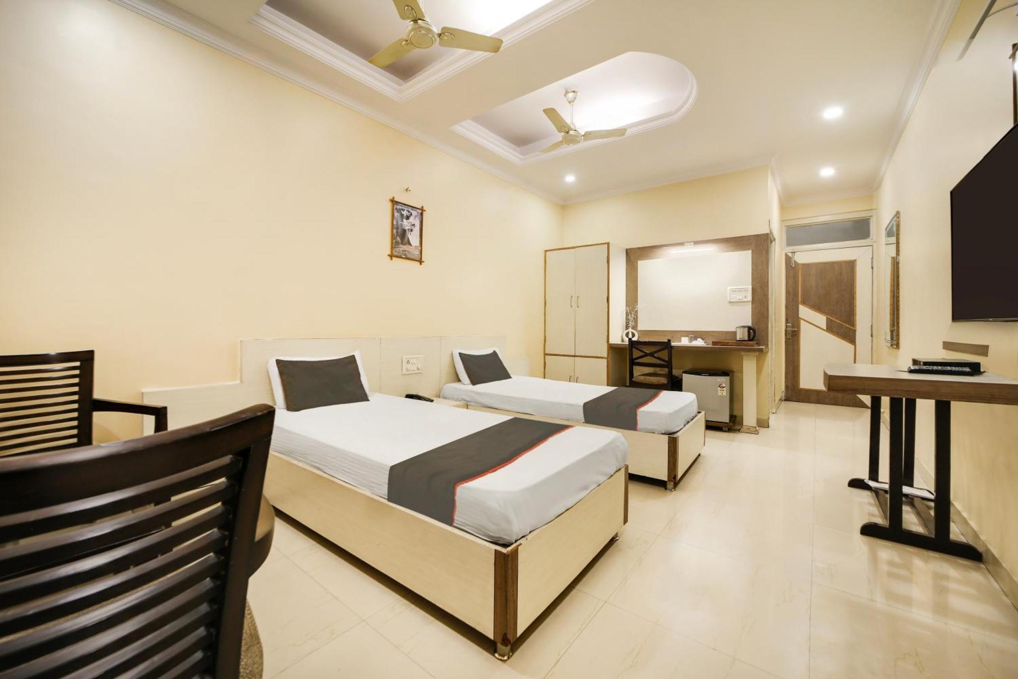 Collection O Hotel Silver Inn Bhopal Dış mekan fotoğraf