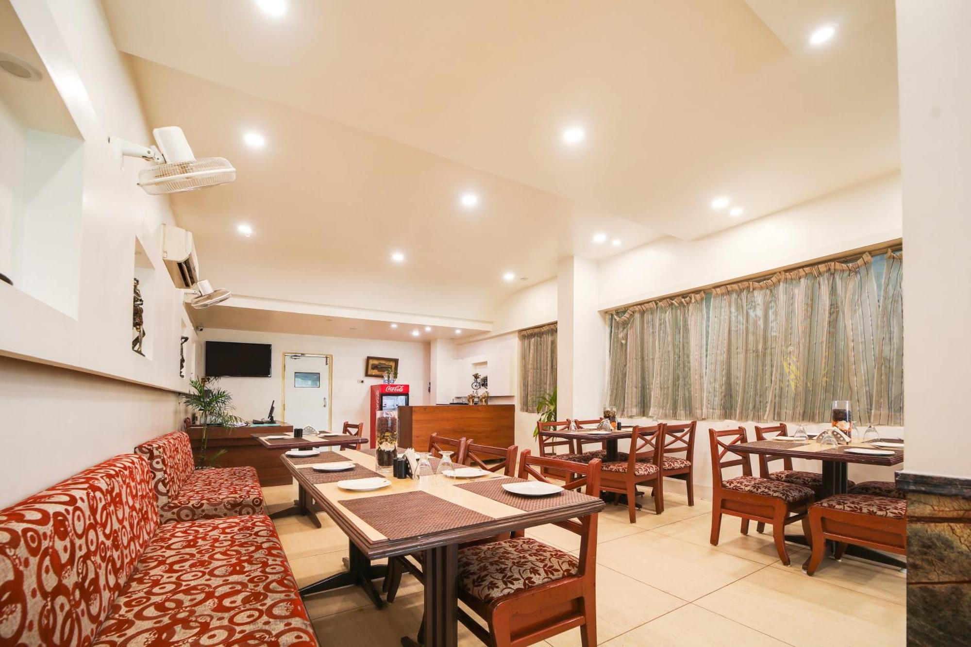 Collection O Hotel Silver Inn Bhopal Dış mekan fotoğraf