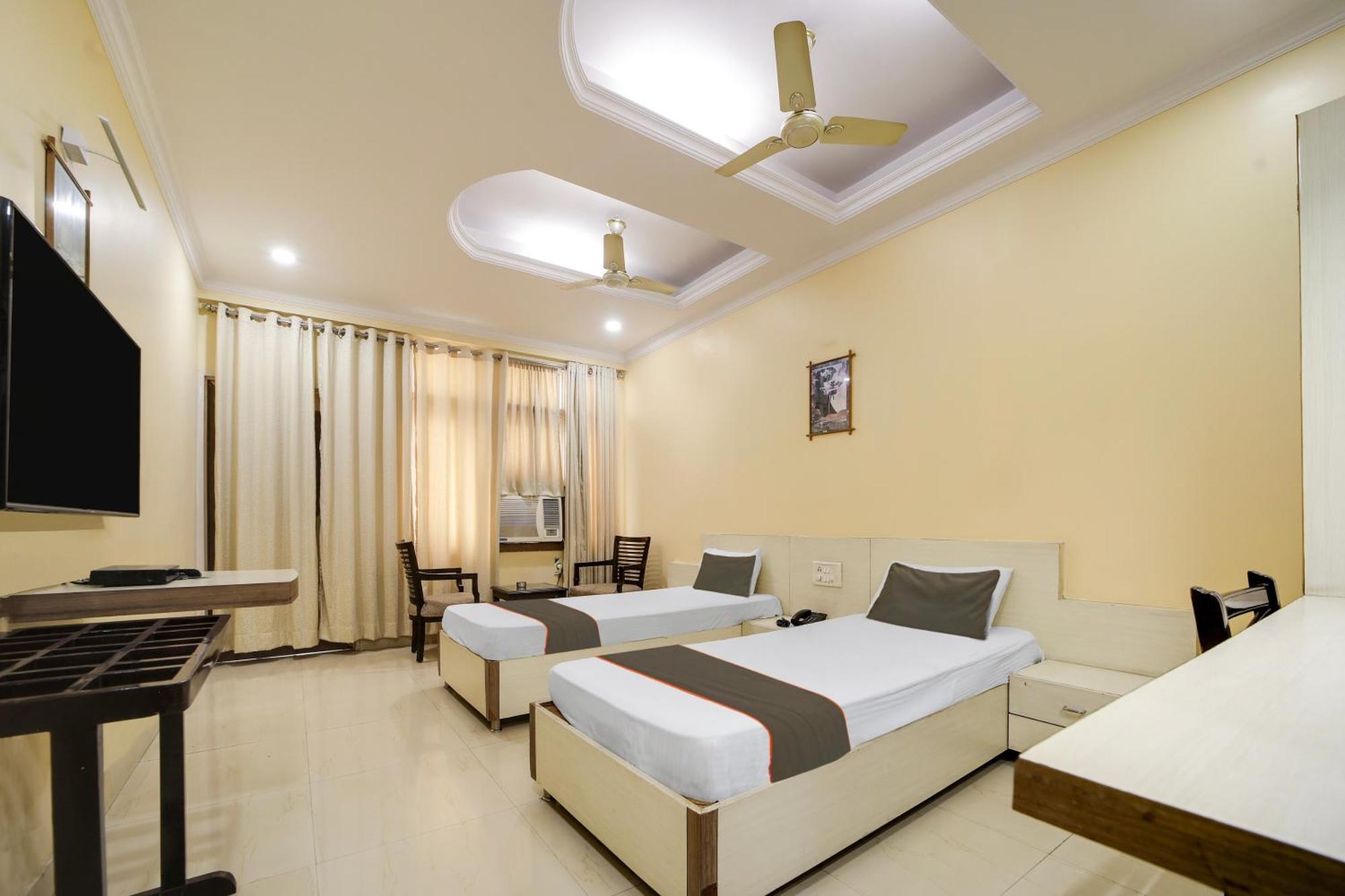 Collection O Hotel Silver Inn Bhopal Dış mekan fotoğraf